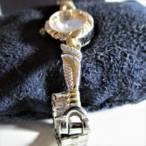 Sarah Coventry Watch - Picture 3 of 5